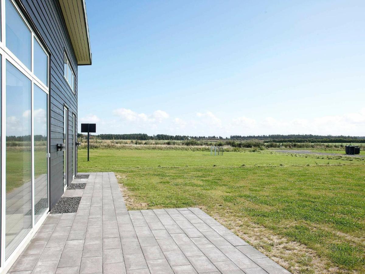 Five-Bedroom Holiday Home In Lokken 3 エクステリア 写真